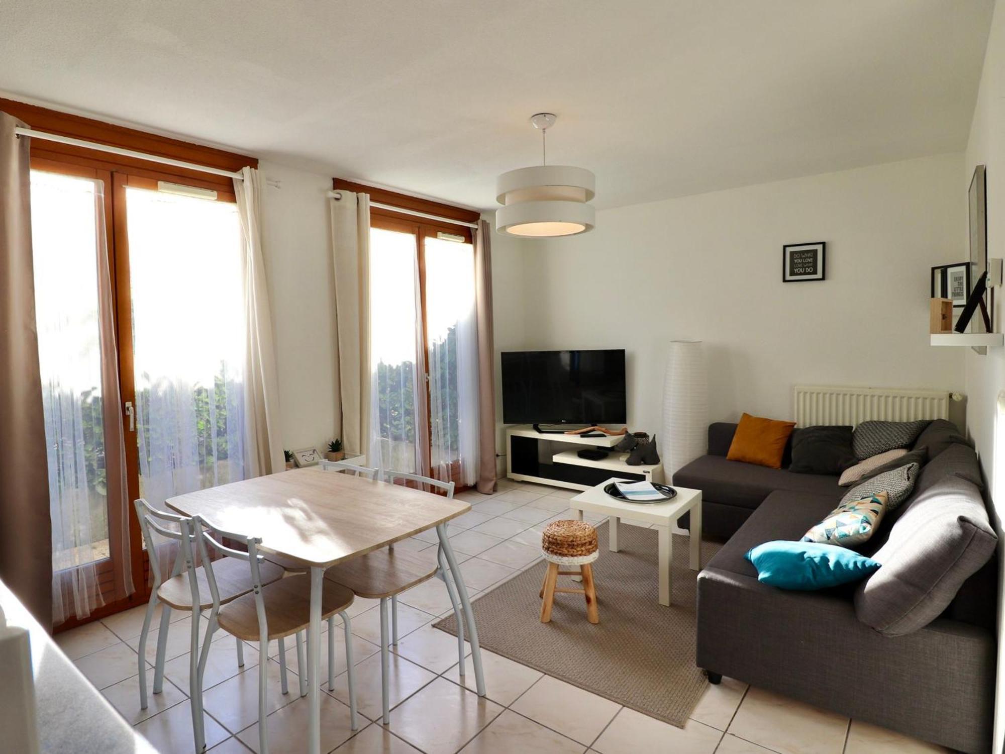T1 Confortable A 2 Pas Du Centre D'Annecy Avec Parking Et Terrasse - Fr-1-432-44 Exterior photo