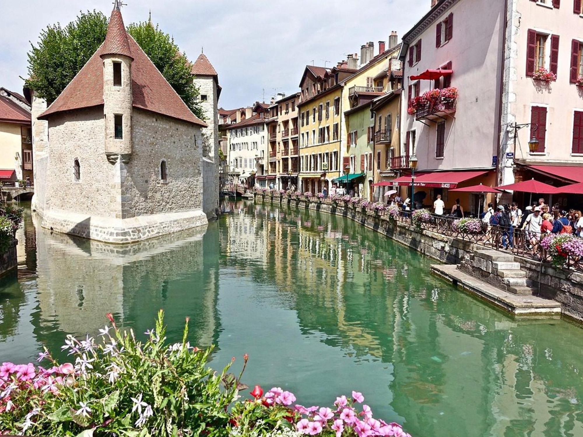 T1 Confortable A 2 Pas Du Centre D'Annecy Avec Parking Et Terrasse - Fr-1-432-44 Exterior photo